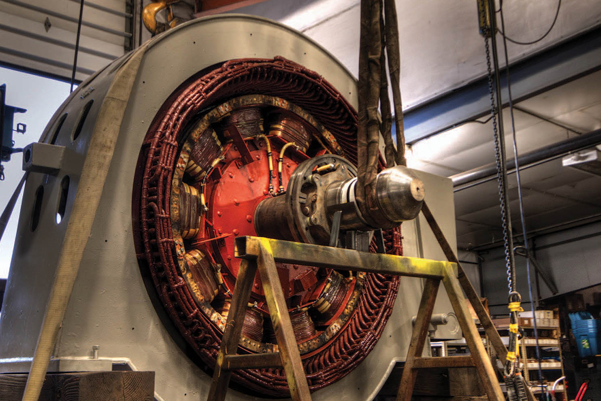 Large industrial drivetrain in the fully-equipped H&N Electric facility
